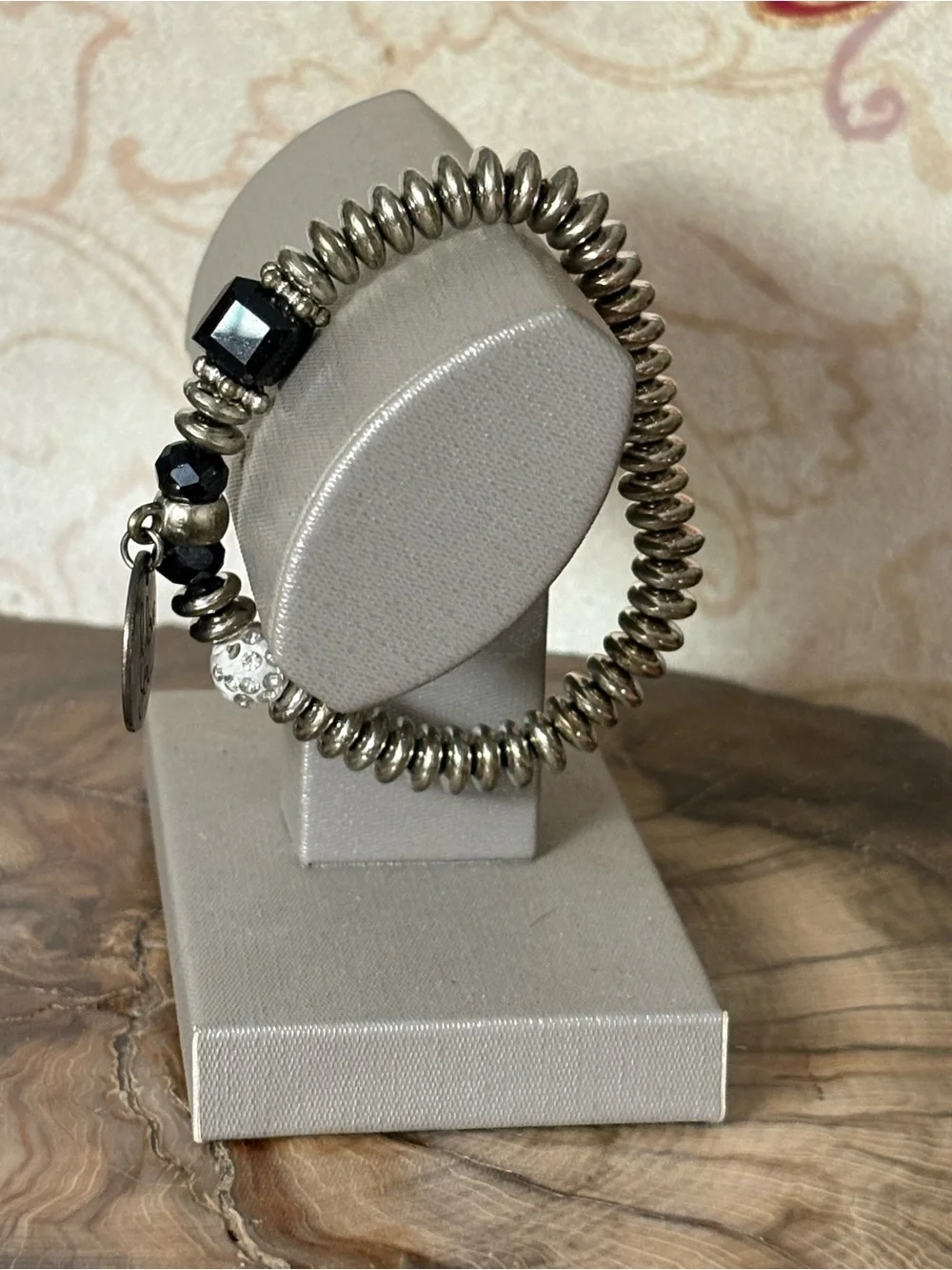 'I Love You' Charm Beaded Stretch Bracelet